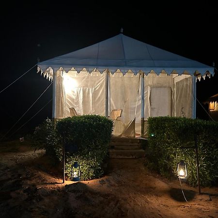 Sunny Desert Camp Kūri 외부 사진
