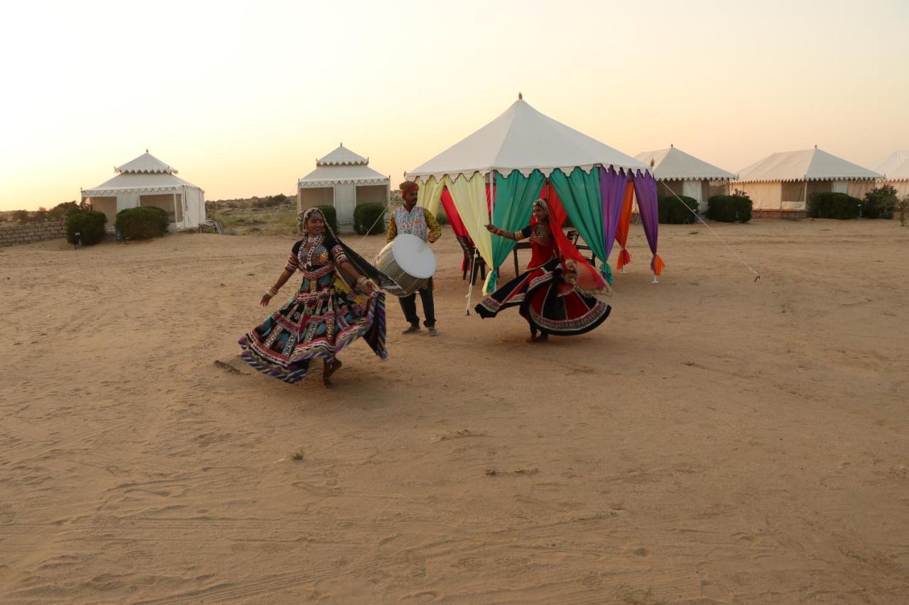 Sunny Desert Camp Kūri 외부 사진