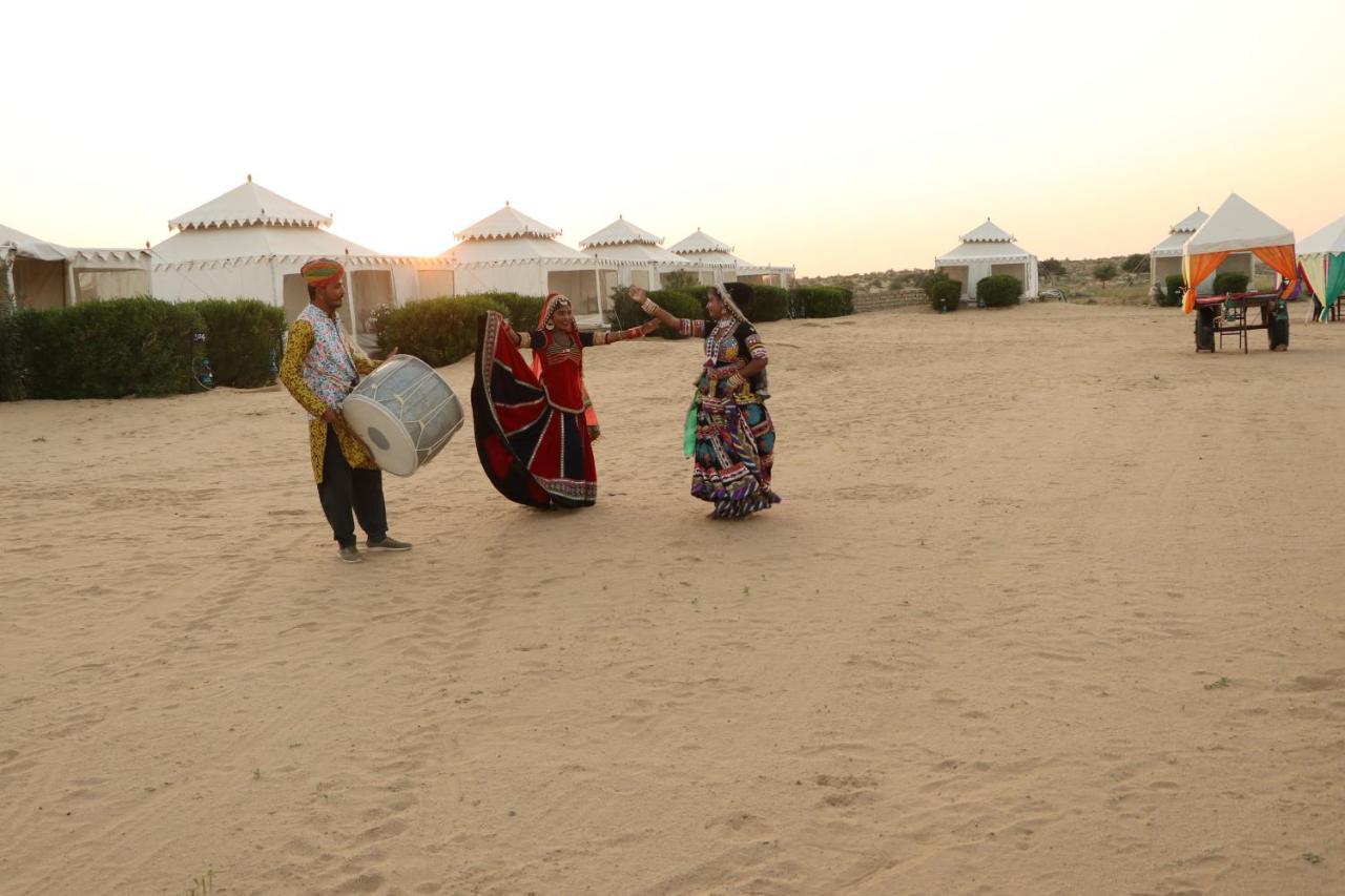 Sunny Desert Camp Kūri 외부 사진