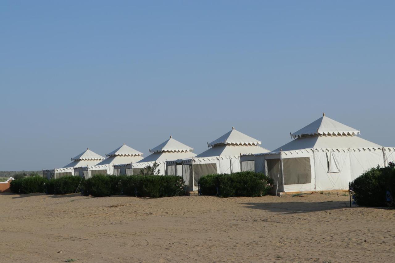 Sunny Desert Camp Kūri 외부 사진