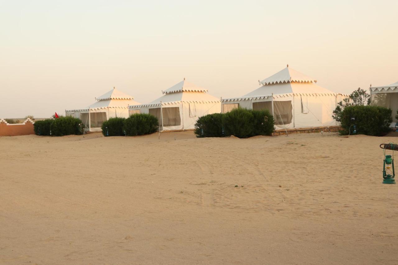 Sunny Desert Camp Kūri 외부 사진