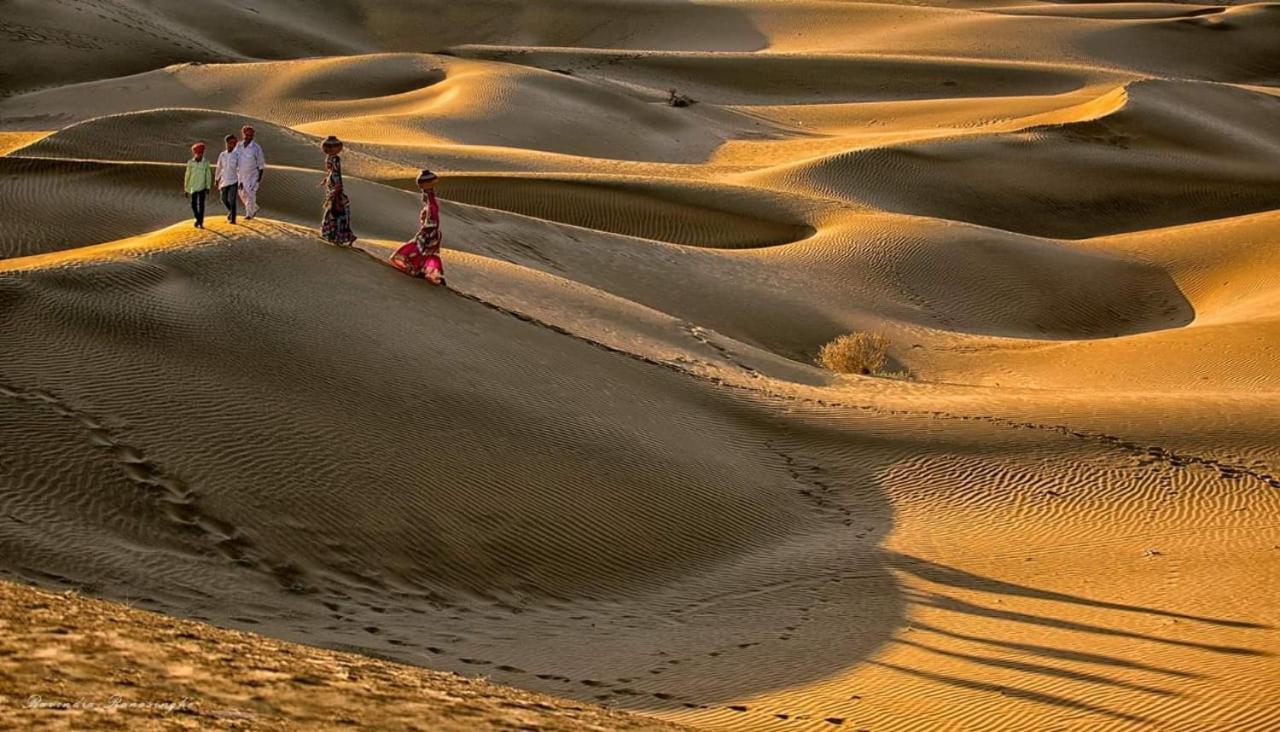 Sunny Desert Camp Kūri 외부 사진