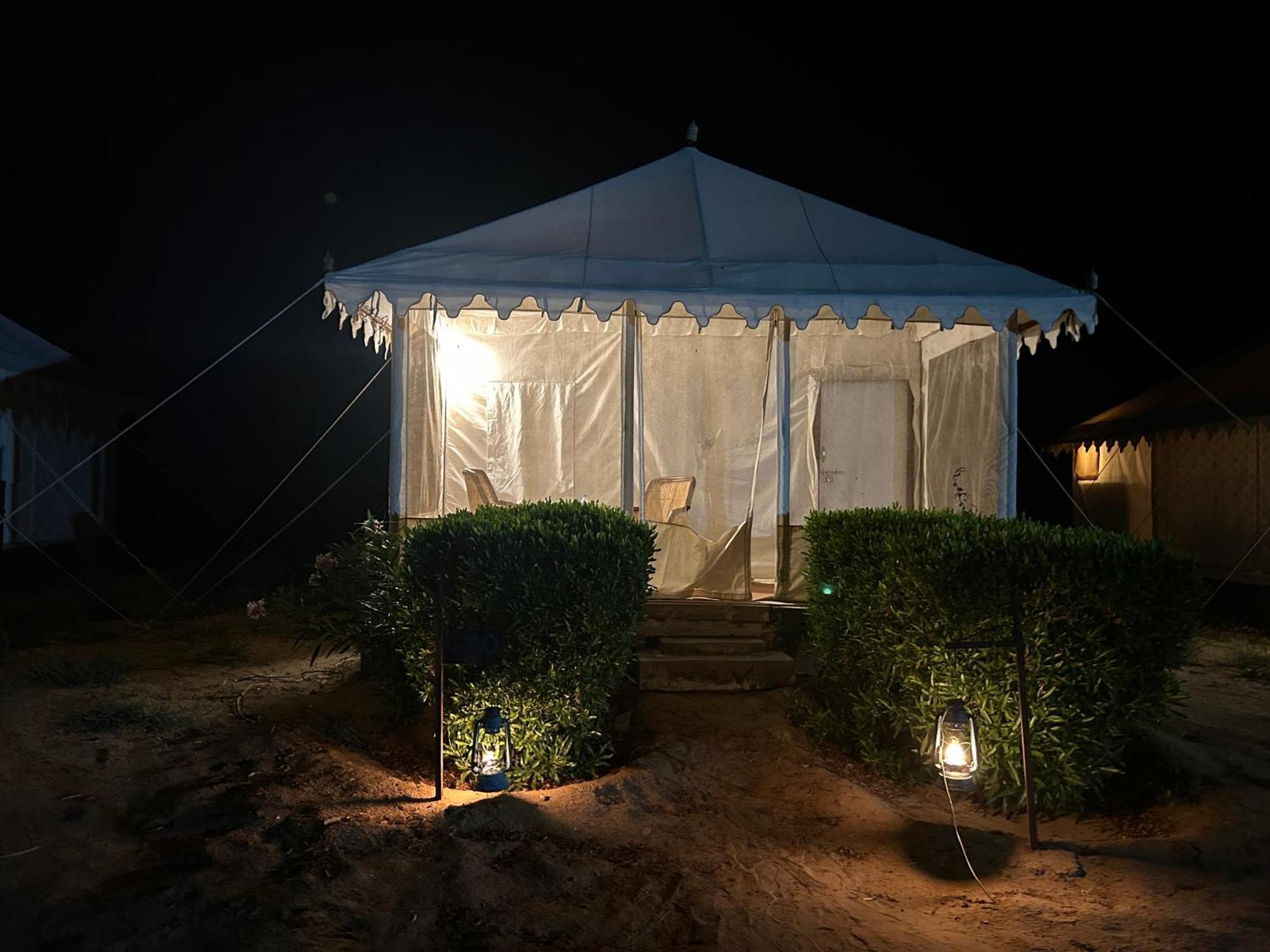 Sunny Desert Camp Kūri 외부 사진