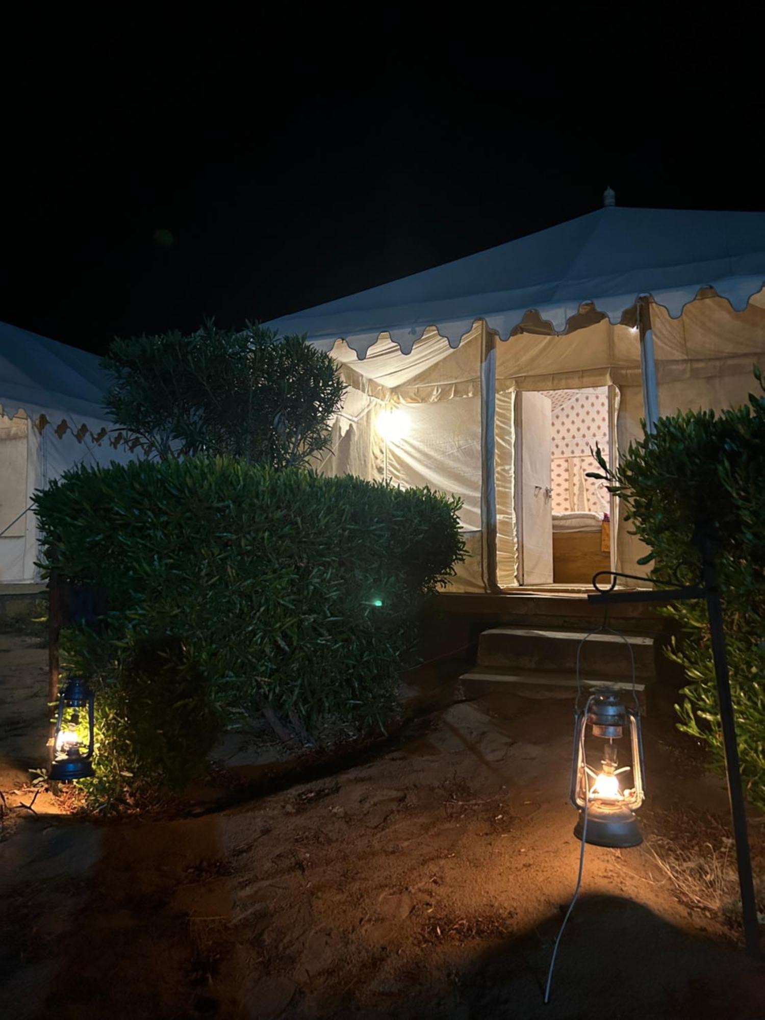 Sunny Desert Camp Kūri 외부 사진