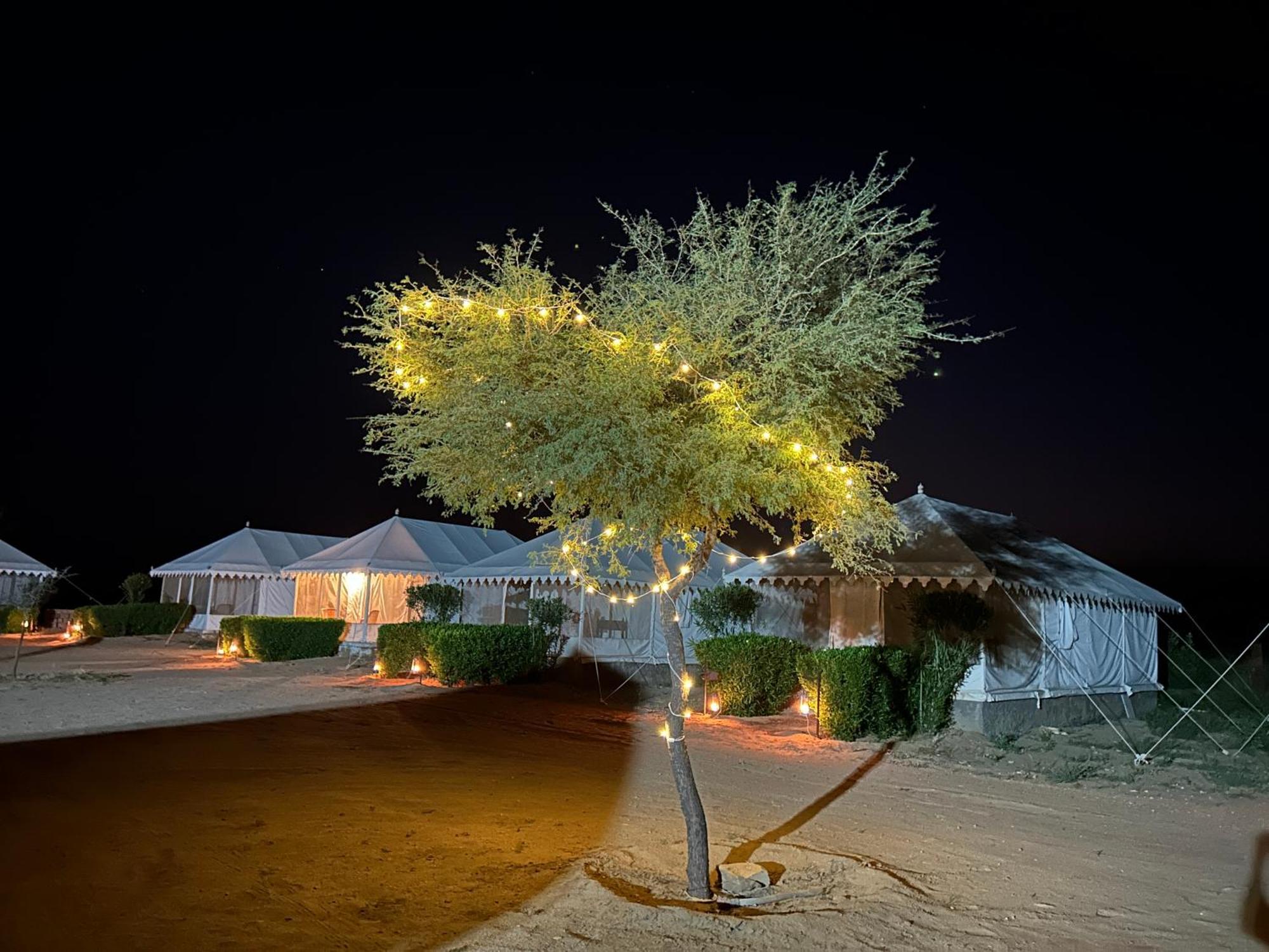 Sunny Desert Camp Kūri 외부 사진