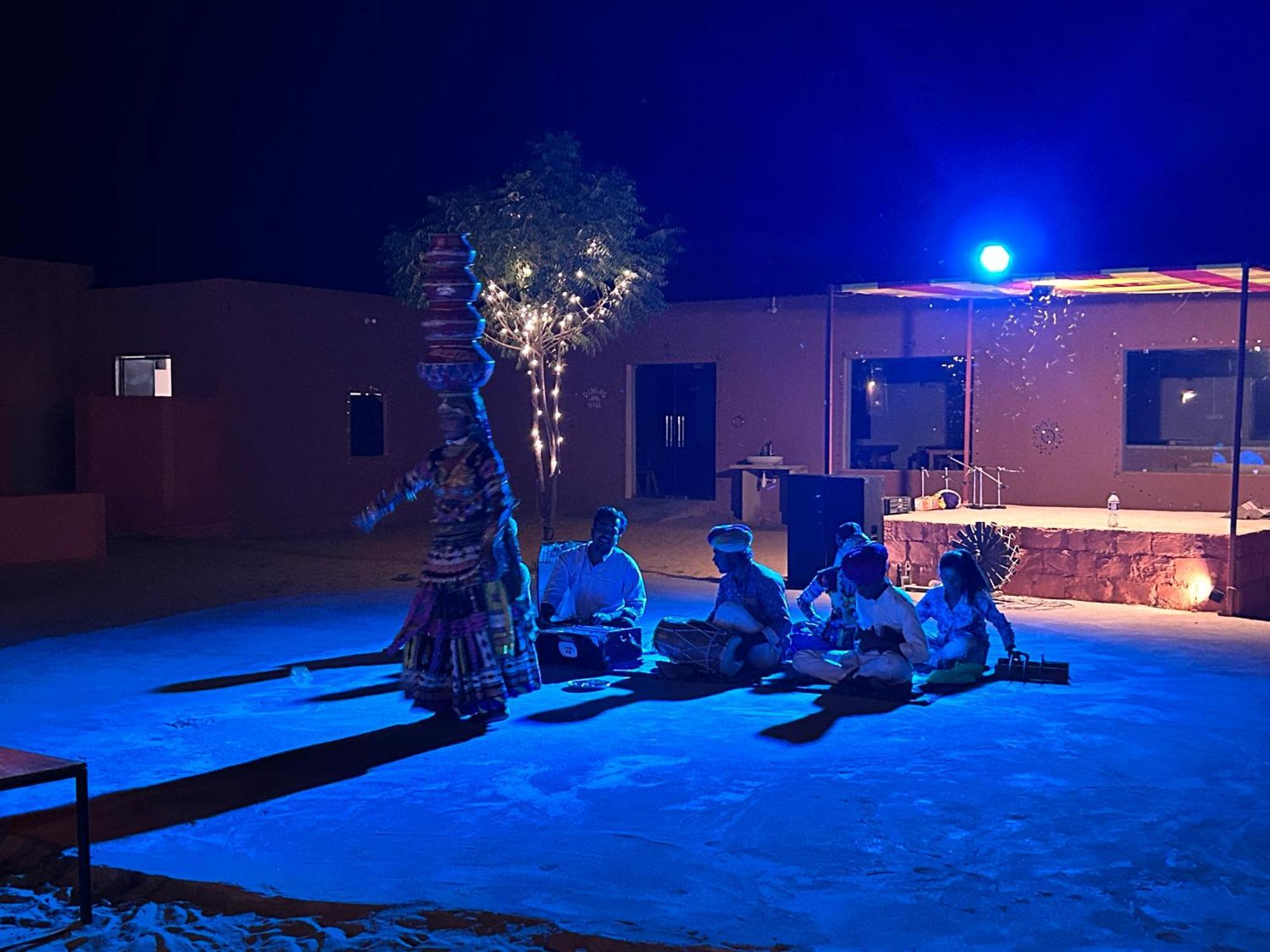 Sunny Desert Camp Kūri 외부 사진