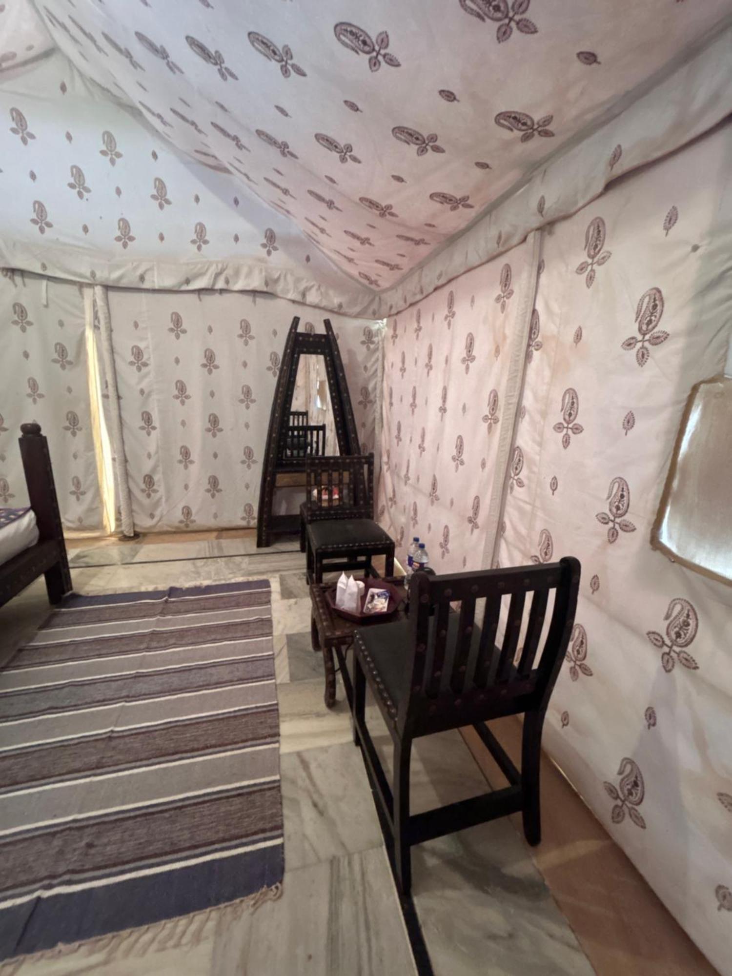 Sunny Desert Camp Kūri 외부 사진